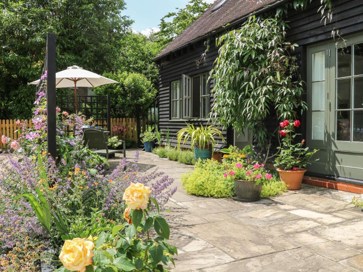 The Barn At Sandhole Cottage 톤브리지 외부 사진